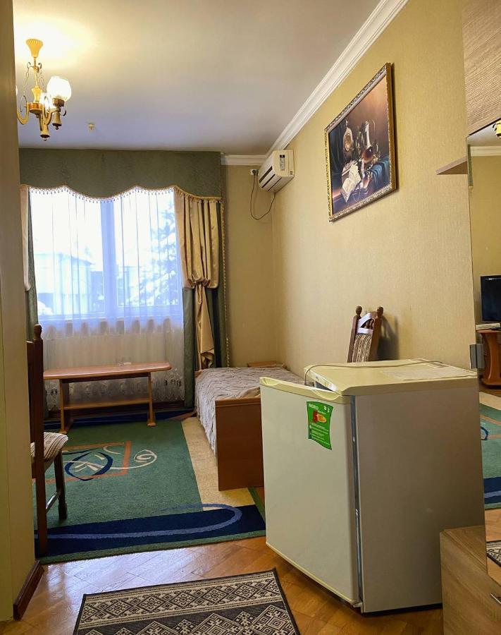 Lemon Hotel Drogobych Exterior photo